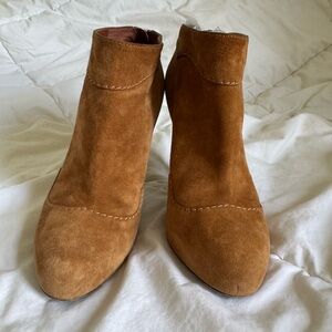 Sergio Rossi Tan Suede Ankle Boots with Stacked Heel